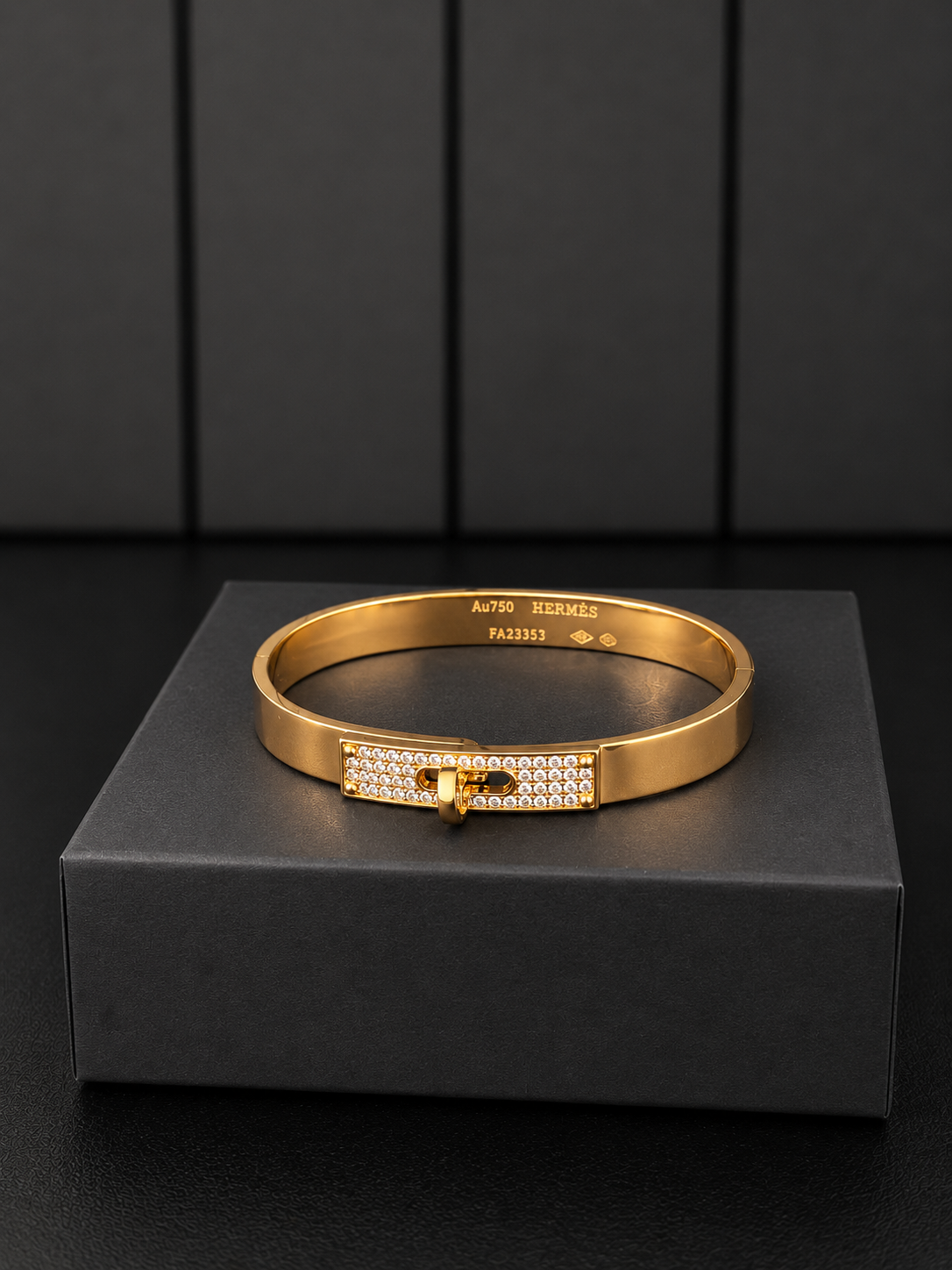 Alya Gold Bracelet
