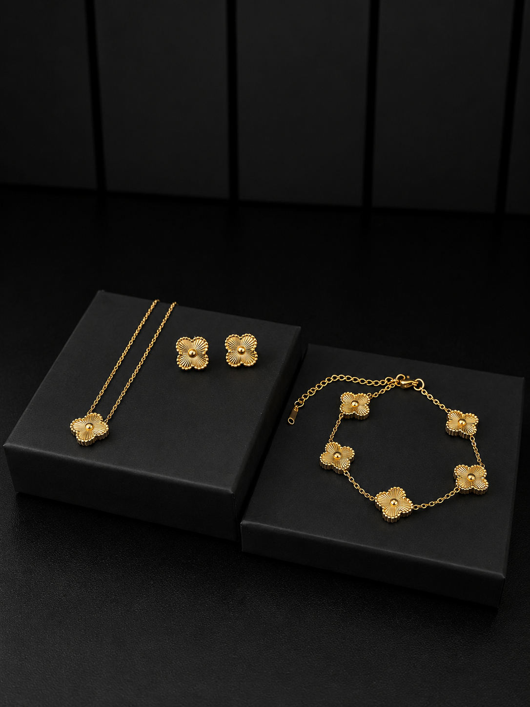 Yara Gold Set