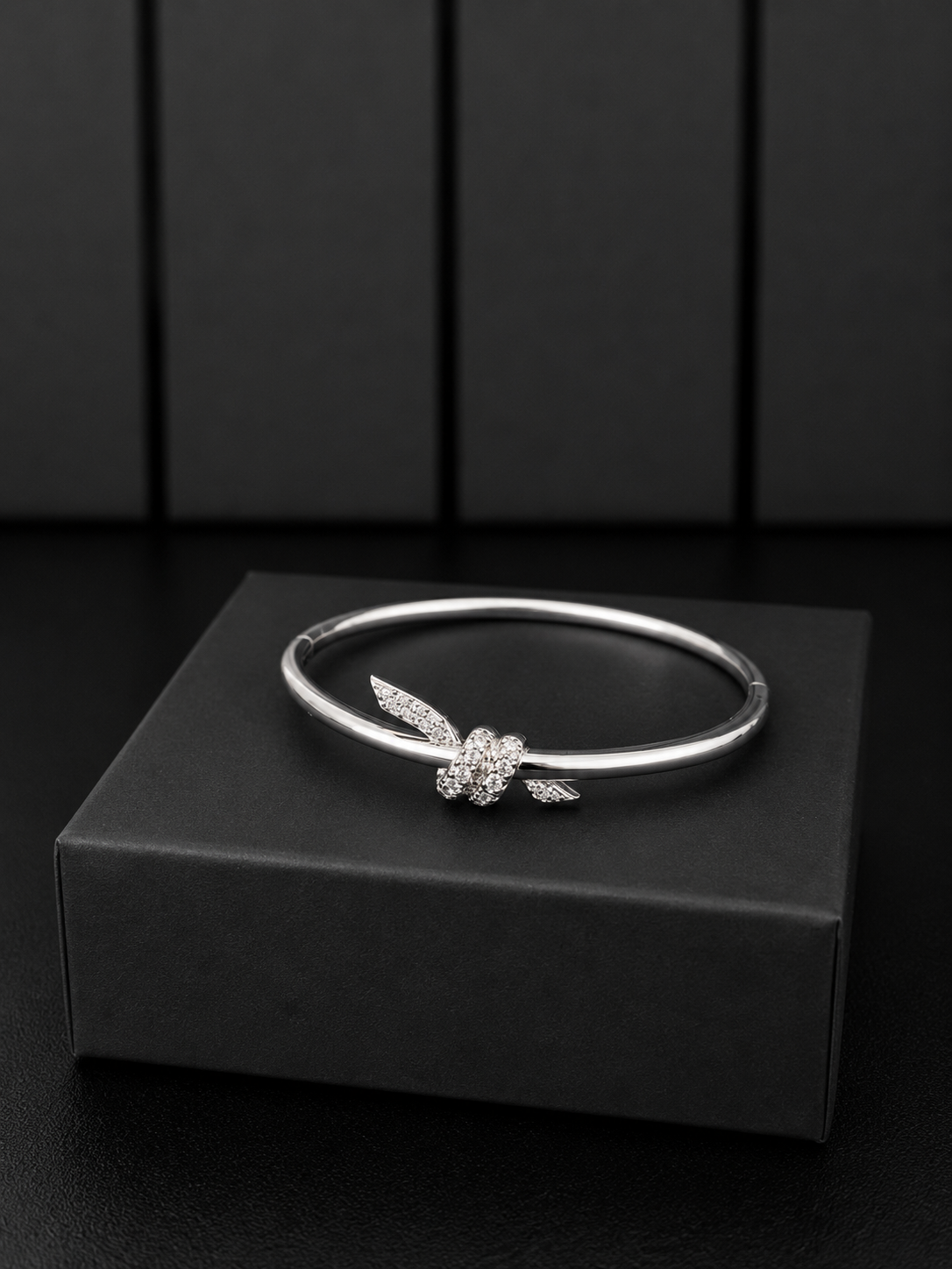 Azize White Gold Bracelet